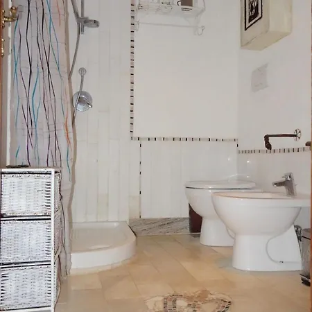 Casa Dell Uccellino *