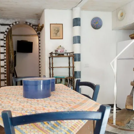 Holiday home Casa Dell Uccellino